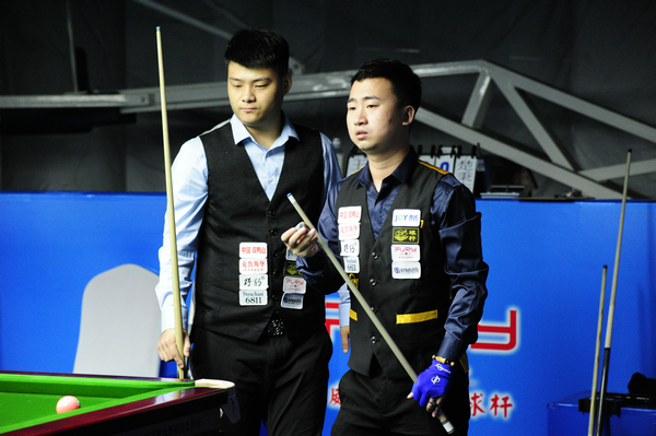 表现掀起了 表现掀起了